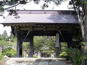 A gate of Aunji