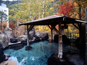 Outdoor bath in a hotel in Sounkyo