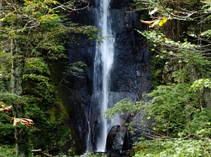 Shiranuno waterfall