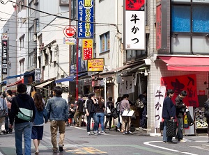 A side street in Akihabara