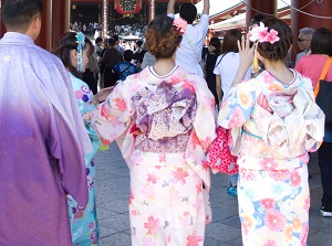 Young visitors wearing Kimono