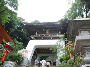 Zuishinmon gate to Hetsumiya