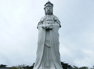 Statue of Byakue Dai-Kannon