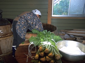 Pickling of Nozawana