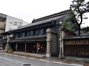 Sugano Residence in Yamachosuji street