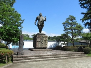 Statue of Ieyasu Tokugawa