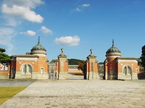 Main gate of Kyoto National Museum