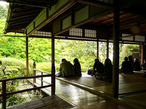 Visitors in Shisendo