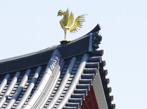 Statue of phoenix on Hoodo