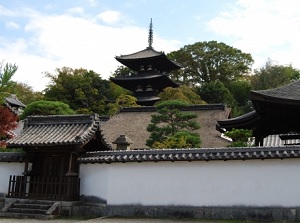East pagoda of Taimadera