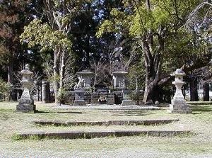 Shrines in Oyunohara