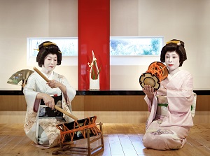 Geisha performance in Arima Onsen