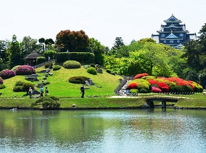 View of pond and Okayama Castle in Korakuen