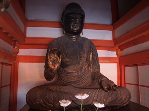 Buddha statue moved from Kofukuji in Nara