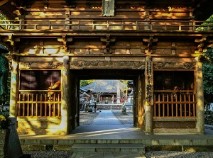 Main gate of Hotsumisakiji